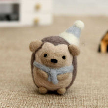 Load image into Gallery viewer, Handmade Needle Beginner Animal Hedgehog wool needle felted Kit No finished Gift for her